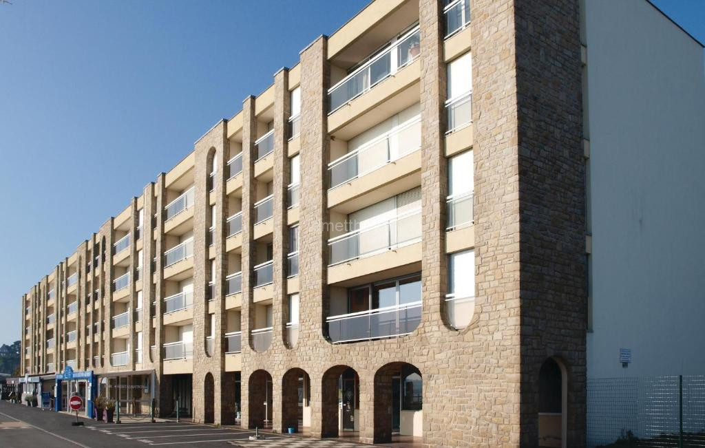 Photo de Nice Apartment In Saint Cast Le Guildo